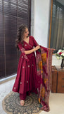 Anarkali. Vestido.  Premium.