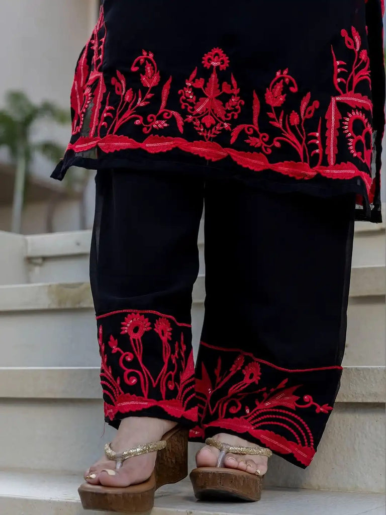 Vestido de 3 Piezas. Talla 34. Algodón. Bordado.