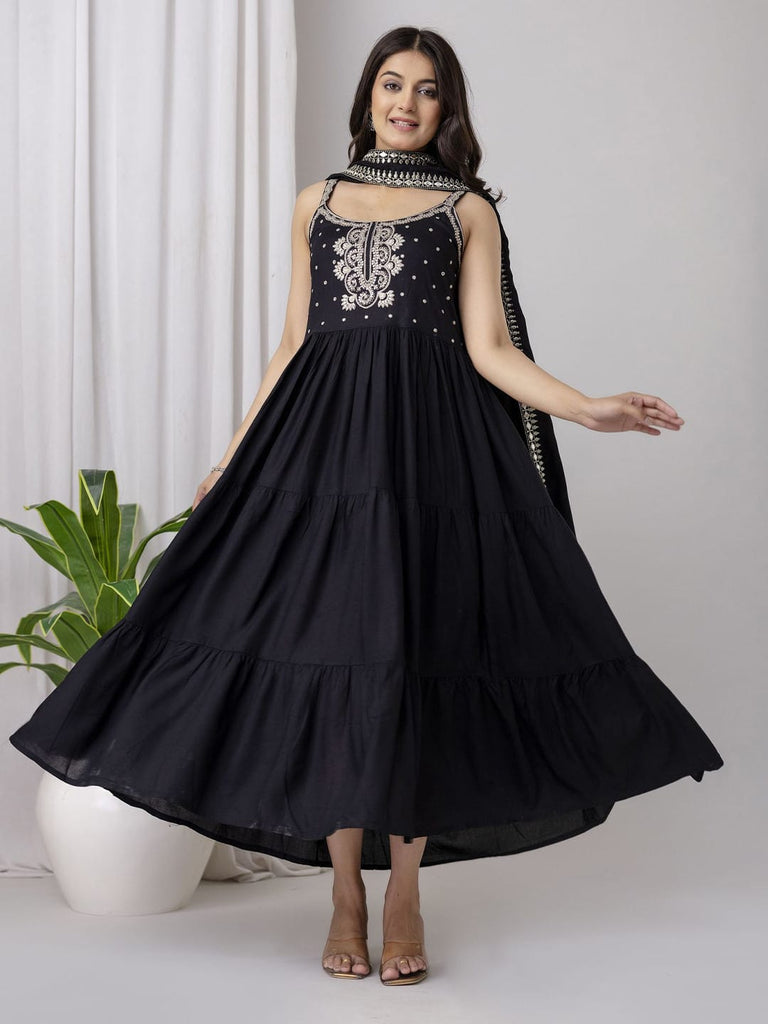 Vestido. Anarkali.  Negro. Premium. Talla 30,32,34.