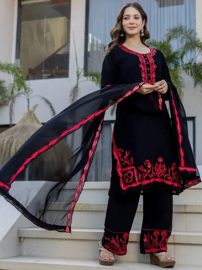 Vestido de 3 Piezas. Talla 34. Algodón. Bordado.