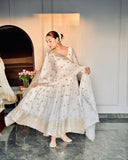 Vestido Anarkali.  Premium