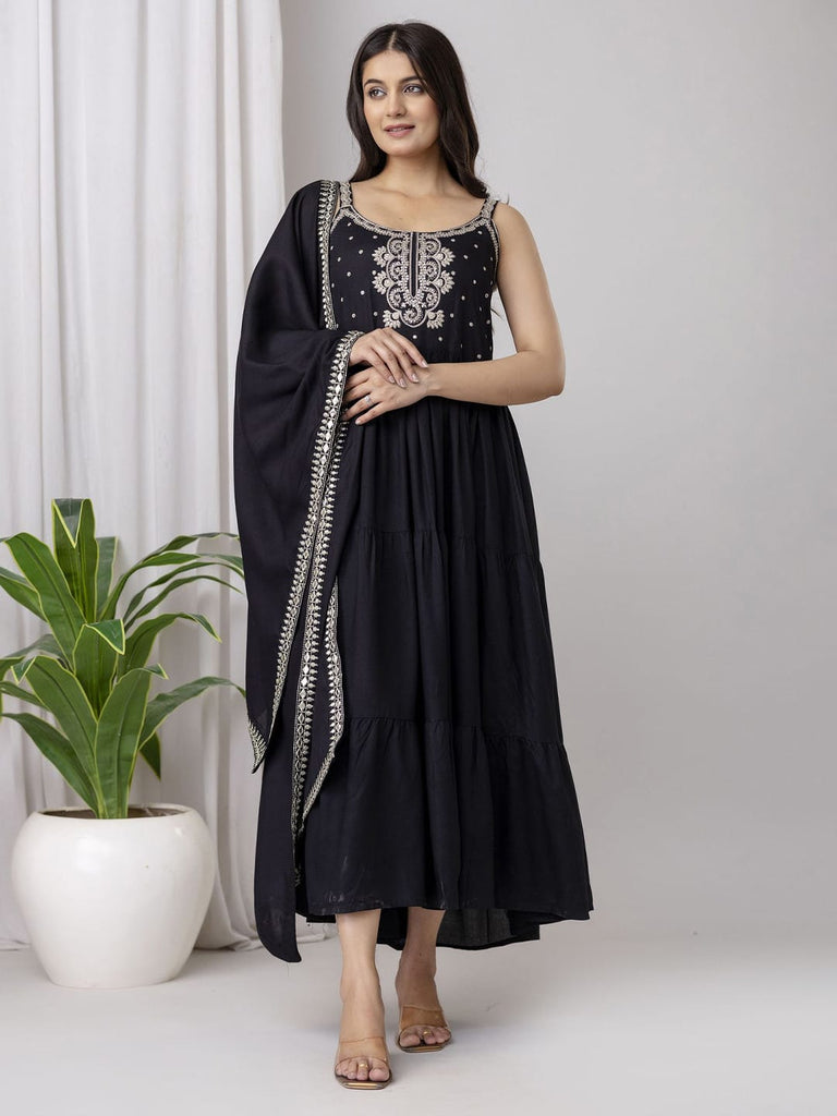 Vestido. Anarkali.  Negro. Premium. Talla 30,32,34.