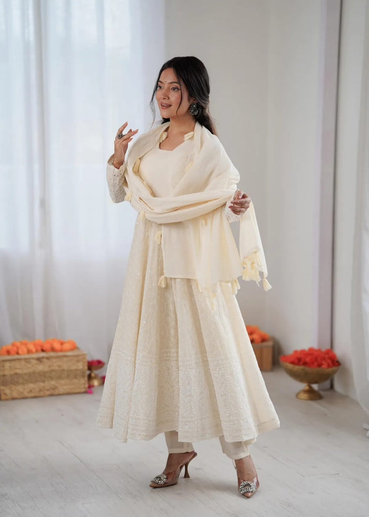 Vestido.  Blanco. 3 Piezas. Algodón.  Premium.