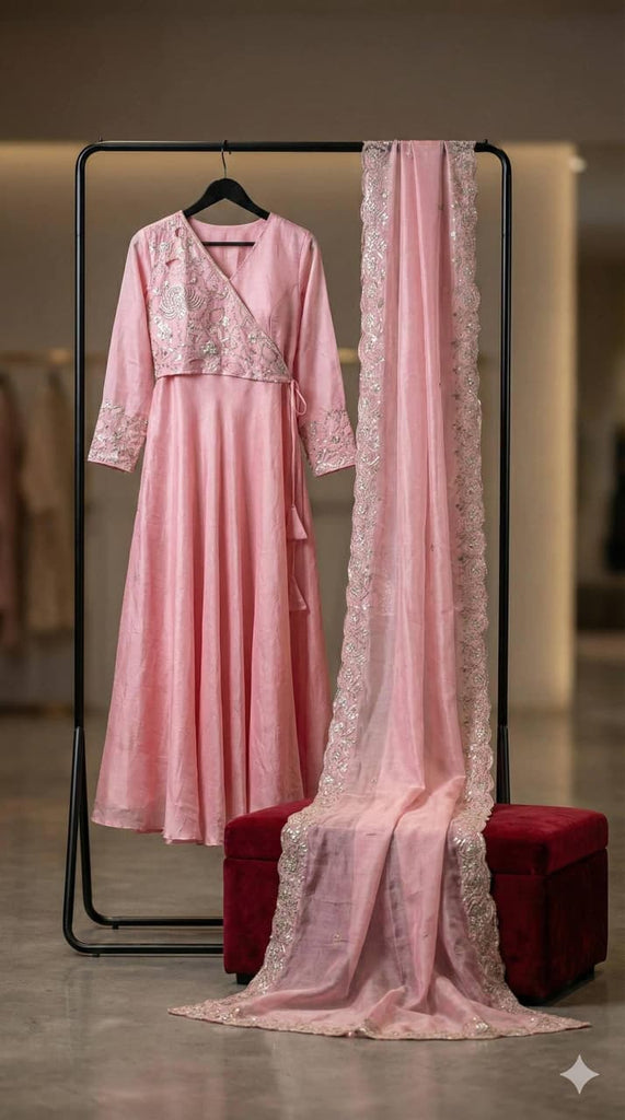 Vestido Color Rosa. Talla 32.