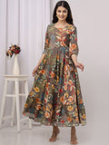 Anarkali.  Vestido.  Fresco.