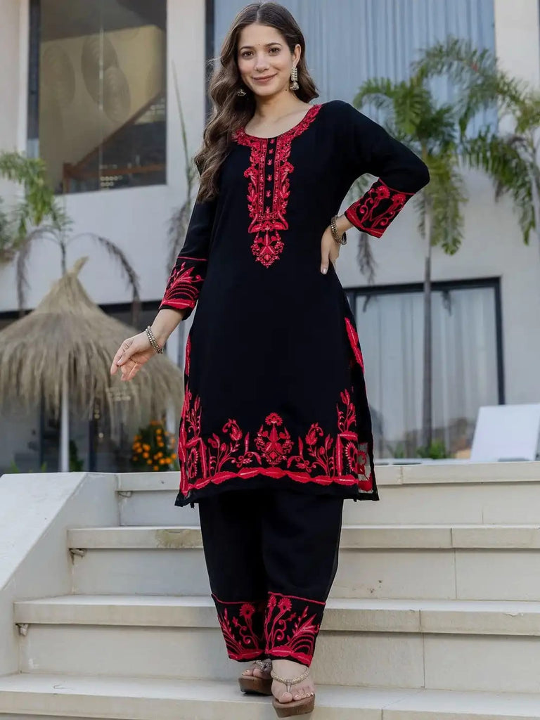 Vestido de 3 Piezas. Talla 34. Algodón. Bordado.