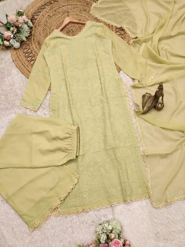 Vestido De 3 Piezas, Bordado. Talla 36.